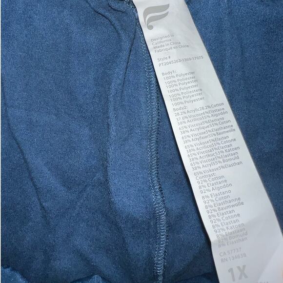 New Fabletics Aspen Puffer Jogger Blue Nova size 1X - Picture 8 of 10